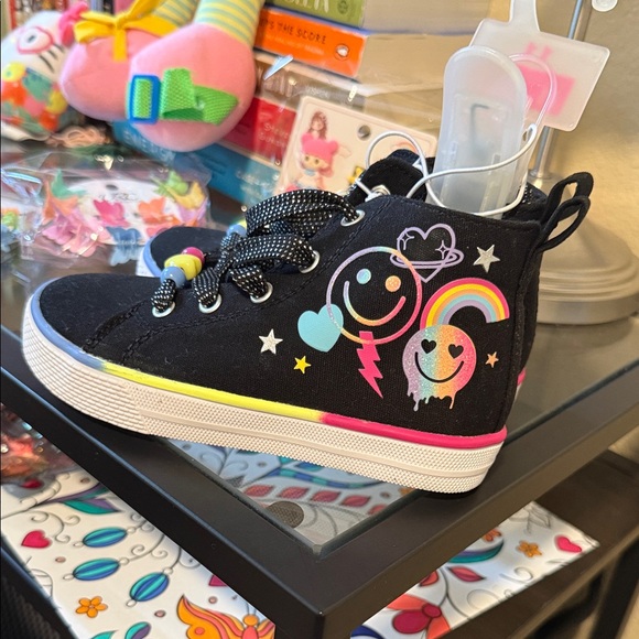 The Children's Place Black Sneakers with Rainbow Accents - Picture 3 of 4